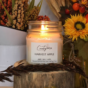 8oz Country Wyx Candle Harvest Apple